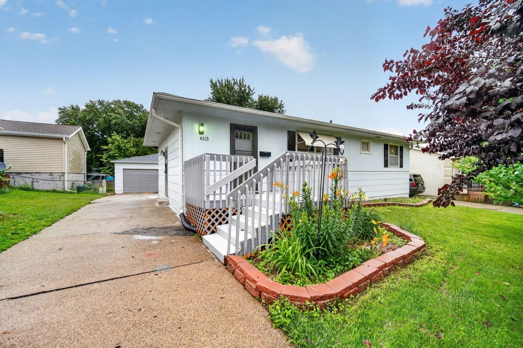 4513 SE 6th Street SE, Des Moines, IA 50315