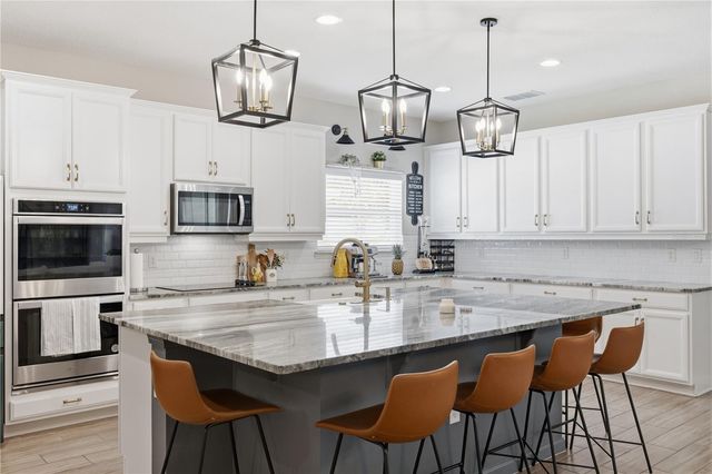600 AVILA PLACE, Howey In The Hills, FL 34737