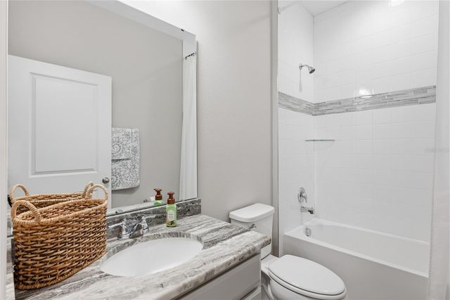 600 AVILA PLACE, Howey In The Hills, FL 34737