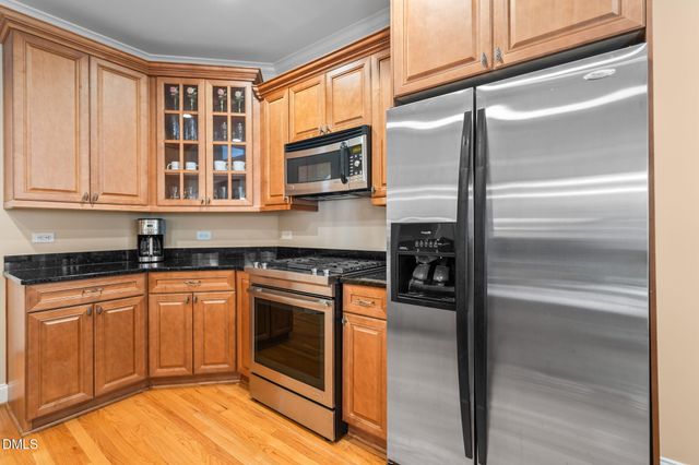 8113 Last Oak Court, Raleigh, NC 27613