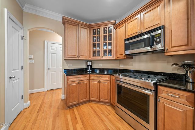 8113 Last Oak Court, Raleigh, NC 27613