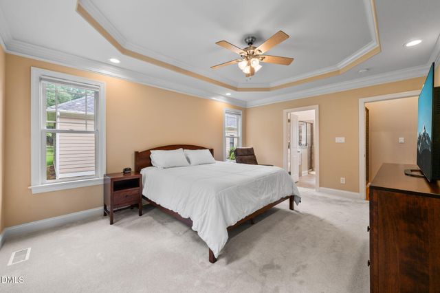8113 Last Oak Court, Raleigh, NC 27613