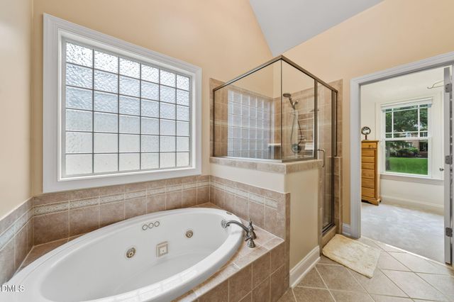 8113 Last Oak Court, Raleigh, NC 27613