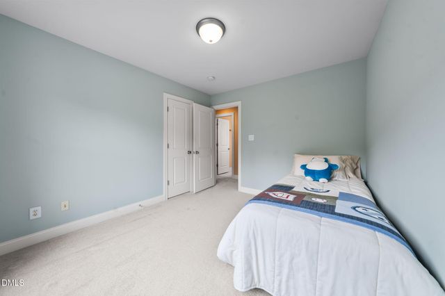8113 Last Oak Court, Raleigh, NC 27613