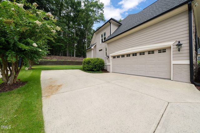 8113 Last Oak Court, Raleigh, NC 27613