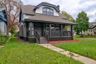 2804 N 38th STREET, Milwaukee, WI 53210