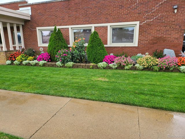 12170 FORT Street, Southgate, MI 48195