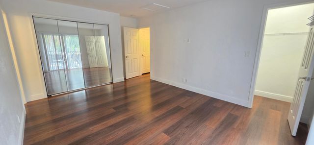 560 NE 19th Avenue, Deerfield Beach, FL 33441