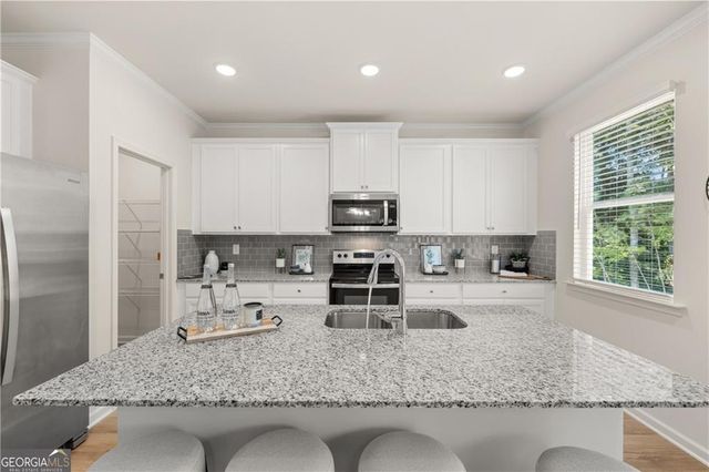 2731 Riverpine Trail, Atlanta, GA 30331