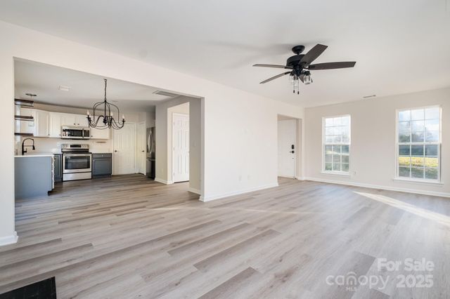 12250 Wallace Ridge Drive, Charlotte, NC 28269