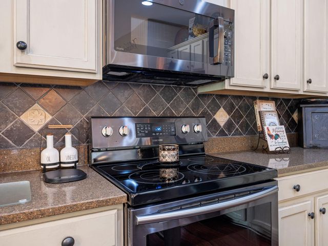 443 N Sweetwater Hills Drive, Moore, SC 29369