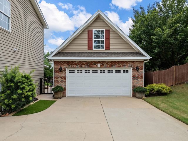 443 N Sweetwater Hills Drive, Moore, SC 29369