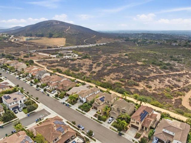 3391 Corte Panorama, Carlsbad, CA 92009
