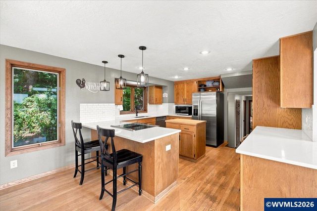 3153 Kwonesum Ct S, Salem, OR 97306