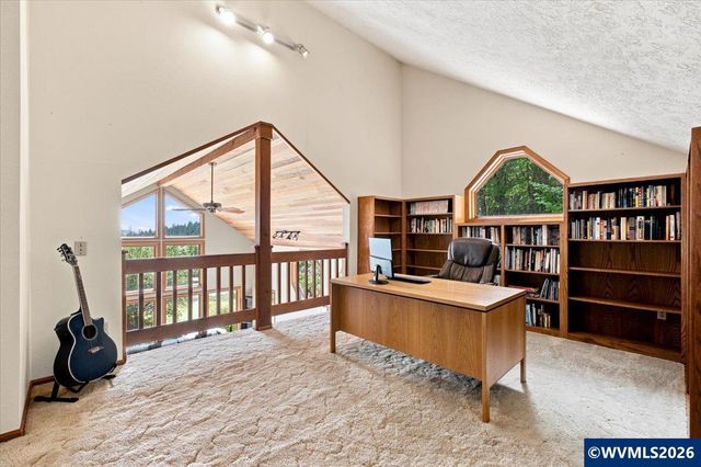 3153 Kwonesum Ct S, Salem, OR 97306