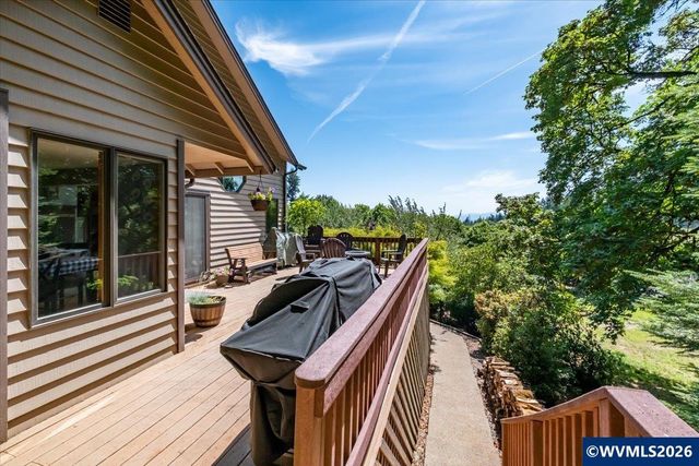 3153 Kwonesum Ct S, Salem, OR 97306