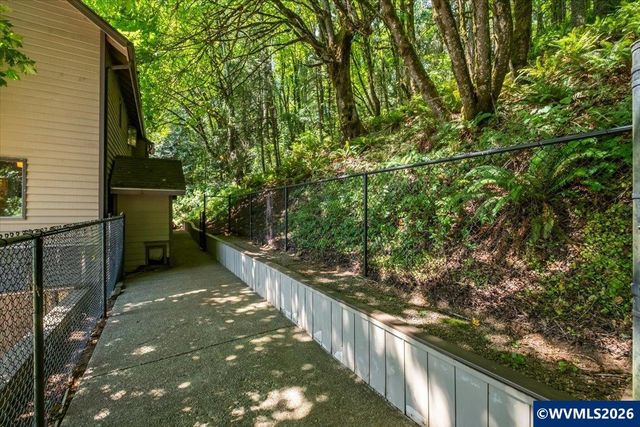 3153 Kwonesum Ct S, Salem, OR 97306