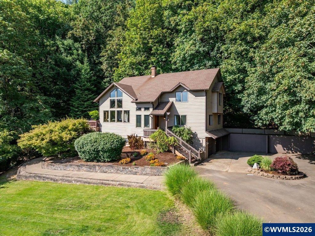 3153 Kwonesum Ct S, Salem, OR 97306
