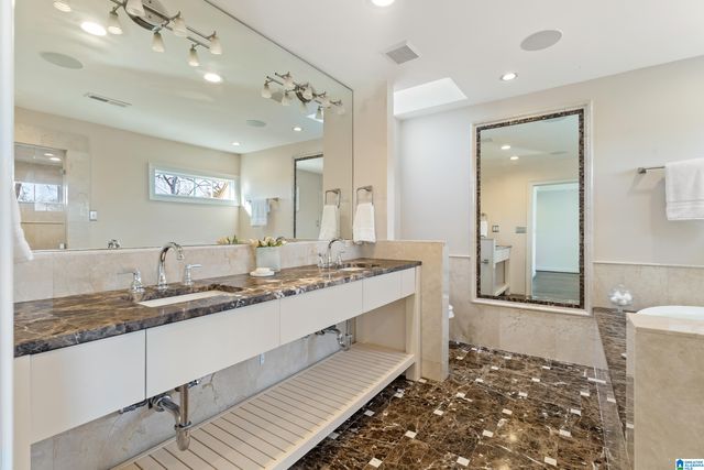 1407 MORNINGSIDE DRIVE, Birmingham, AL 35213