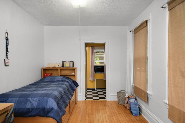 884 Conway Street, Saint Paul, MN 55106