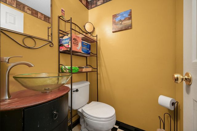 884 Conway Street, Saint Paul, MN 55106