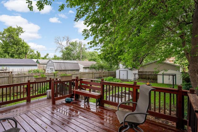 884 Conway Street, Saint Paul, MN 55106