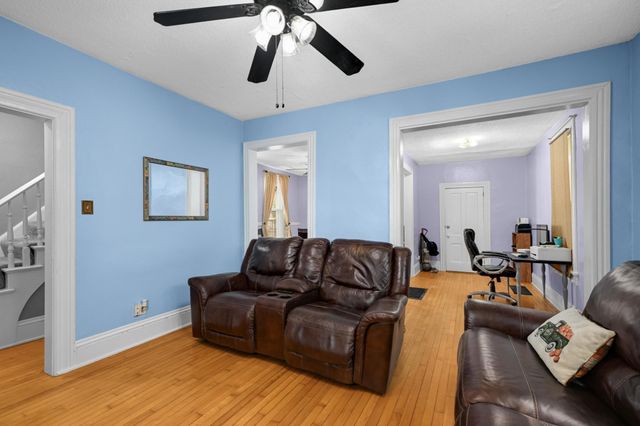 884 Conway Street, Saint Paul, MN 55106