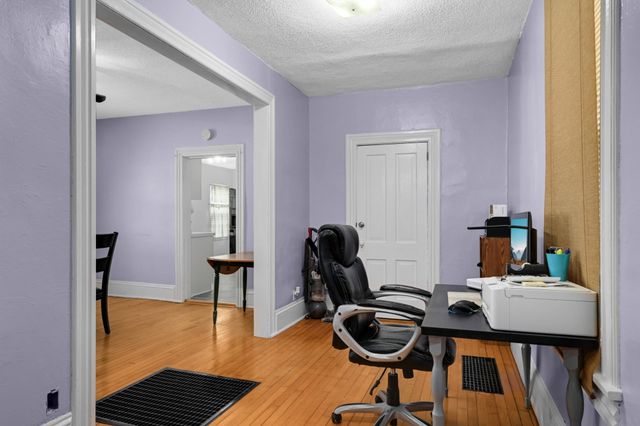 884 Conway Street, Saint Paul, MN 55106