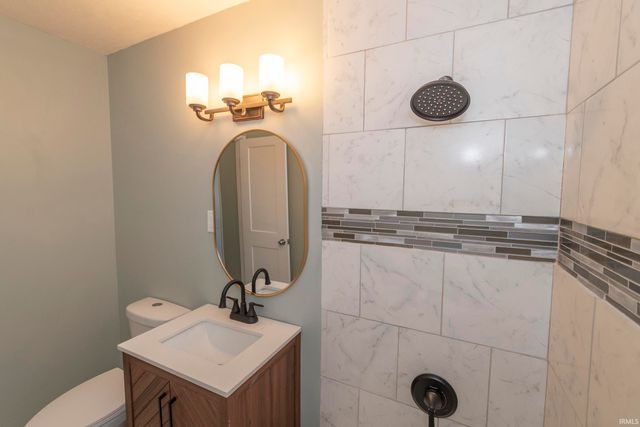 118 N Walnut Street, Mishawaka, IN 46544