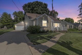 W184S6665 Jewel Crest DRIVE, Muskego, WI 53150