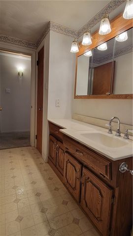 330 Clark Street, Hooversville Boro, PA 15936