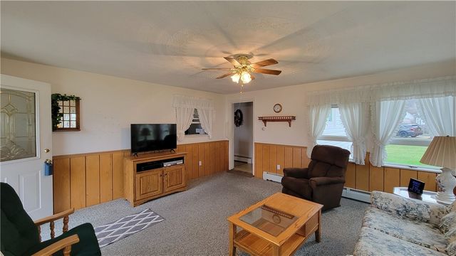 330 Clark Street, Hooversville Boro, PA 15936