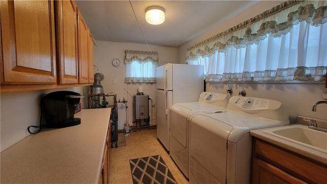 330 Clark Street, Hooversville Boro, PA 15936