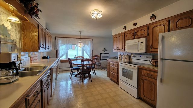 330 Clark Street, Hooversville Boro, PA 15936