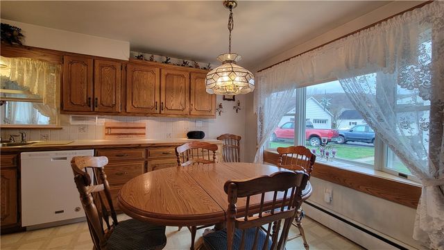 330 Clark Street, Hooversville Boro, PA 15936