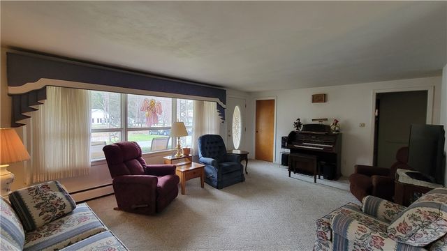 330 Clark Street, Hooversville Boro, PA 15936