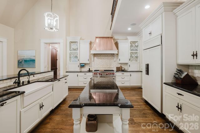 10930 Green Heron Court, Charlotte, NC 28278