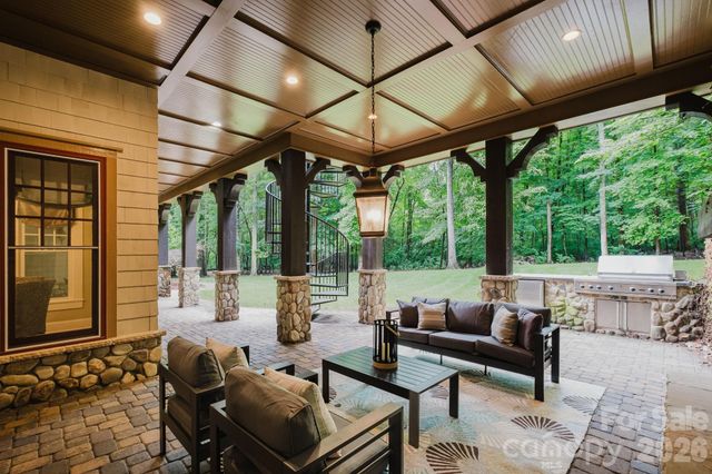 10930 Green Heron Court, Charlotte, NC 28278