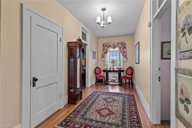 519 Maple Street, Mount Airy, NC 27030