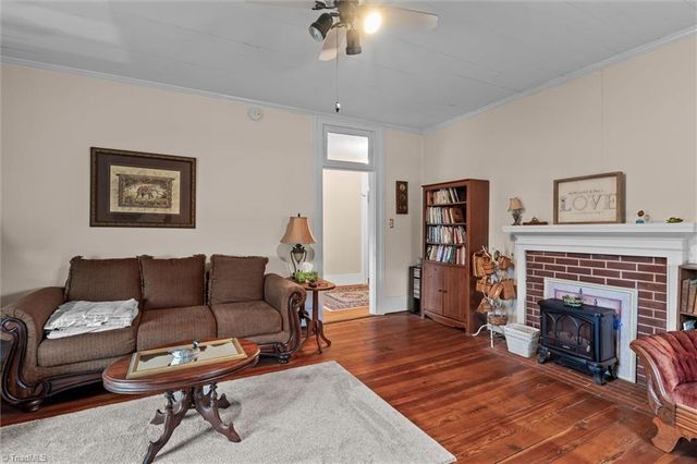 519 Maple Street, Mount Airy, NC 27030
