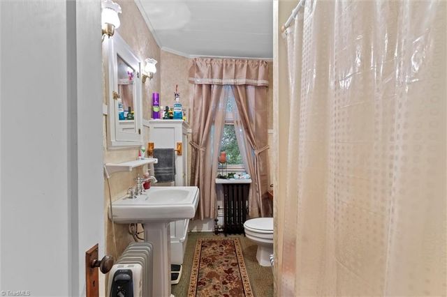 519 Maple Street, Mount Airy, NC 27030