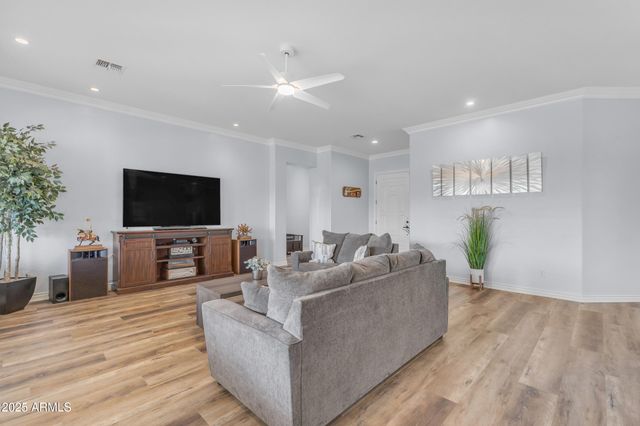 18199 W BUCKHORN Drive, Goodyear, AZ 85338