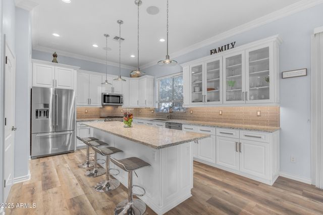 18199 W BUCKHORN Drive, Goodyear, AZ 85338