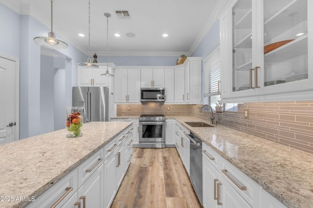 18199 W BUCKHORN Drive, Goodyear, AZ 85338