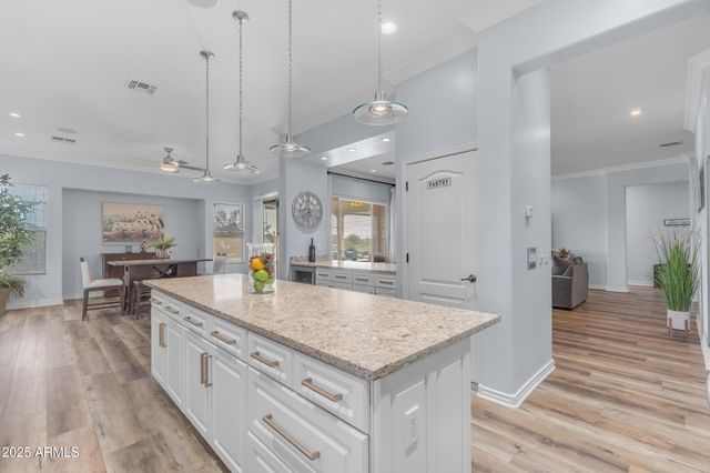 18199 W BUCKHORN Drive, Goodyear, AZ 85338