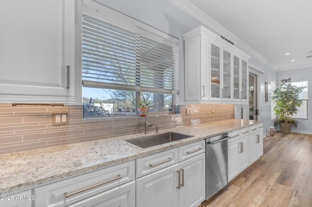 18199 W BUCKHORN Drive, Goodyear, AZ 85338