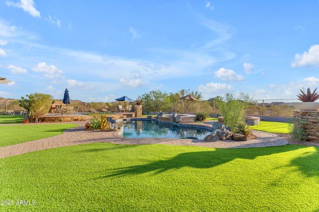 18199 W BUCKHORN Drive, Goodyear, AZ 85338