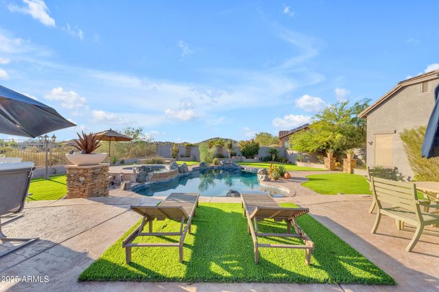 18199 W BUCKHORN Drive, Goodyear, AZ 85338