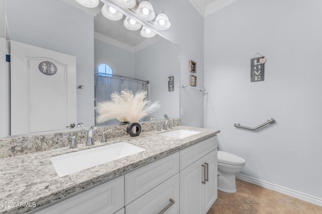 18199 W BUCKHORN Drive, Goodyear, AZ 85338