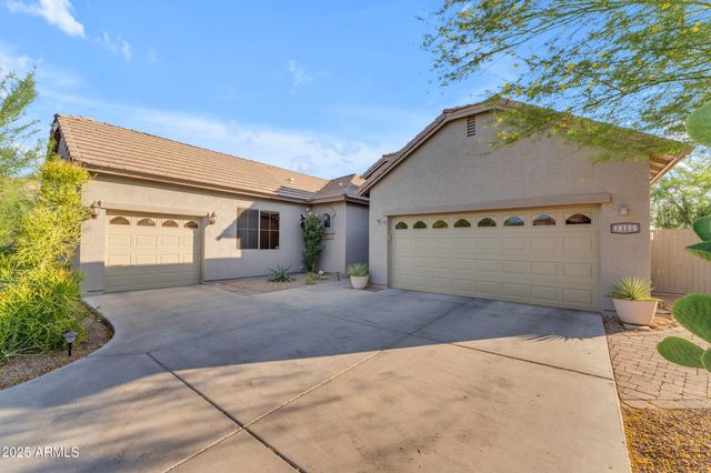 18199 W BUCKHORN Drive, Goodyear, AZ 85338